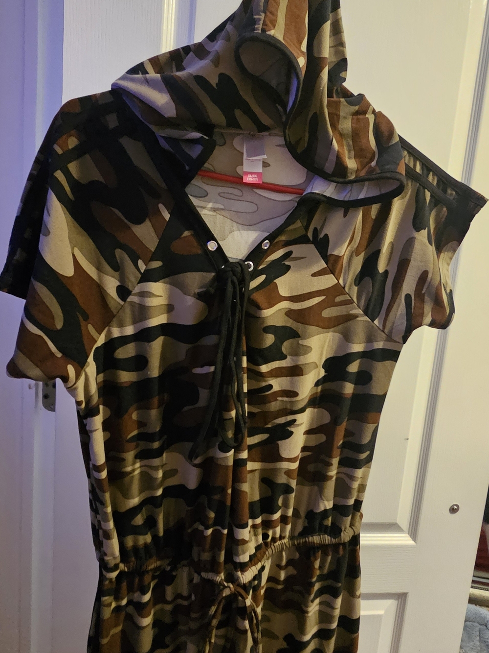 No Boundaries Girls' Camo Hooded One-Piece Romper - Brown Green